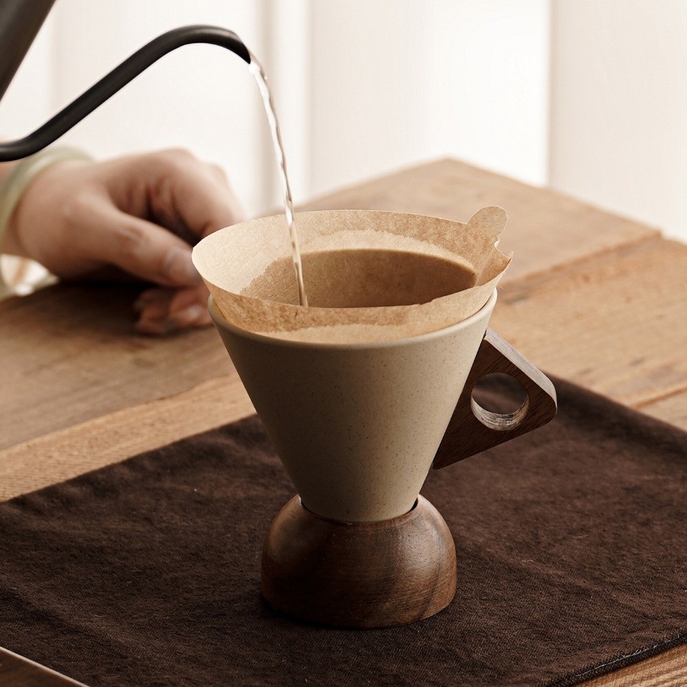 Grobe Keramik-Dreieckstasse im – Coffee Tea Stand Bewertung und Preis